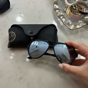 silver rayban aviators